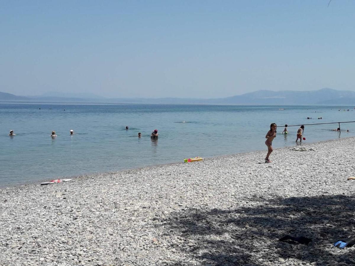 Villa Kalamos / Sea View And Pool Nearby Athens Екстер'єр фото