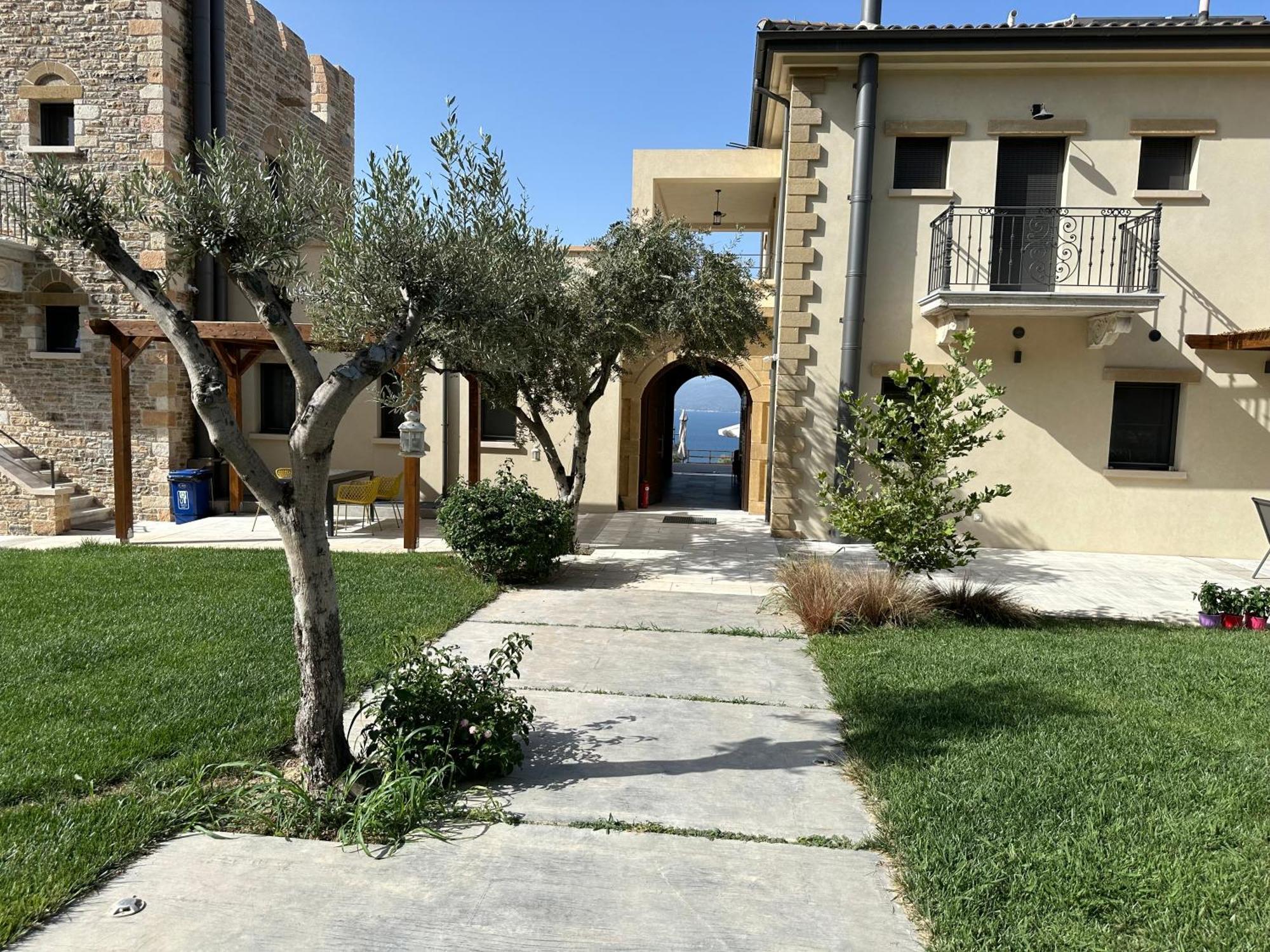 Villa Kalamos / Sea View And Pool Nearby Athens Екстер'єр фото