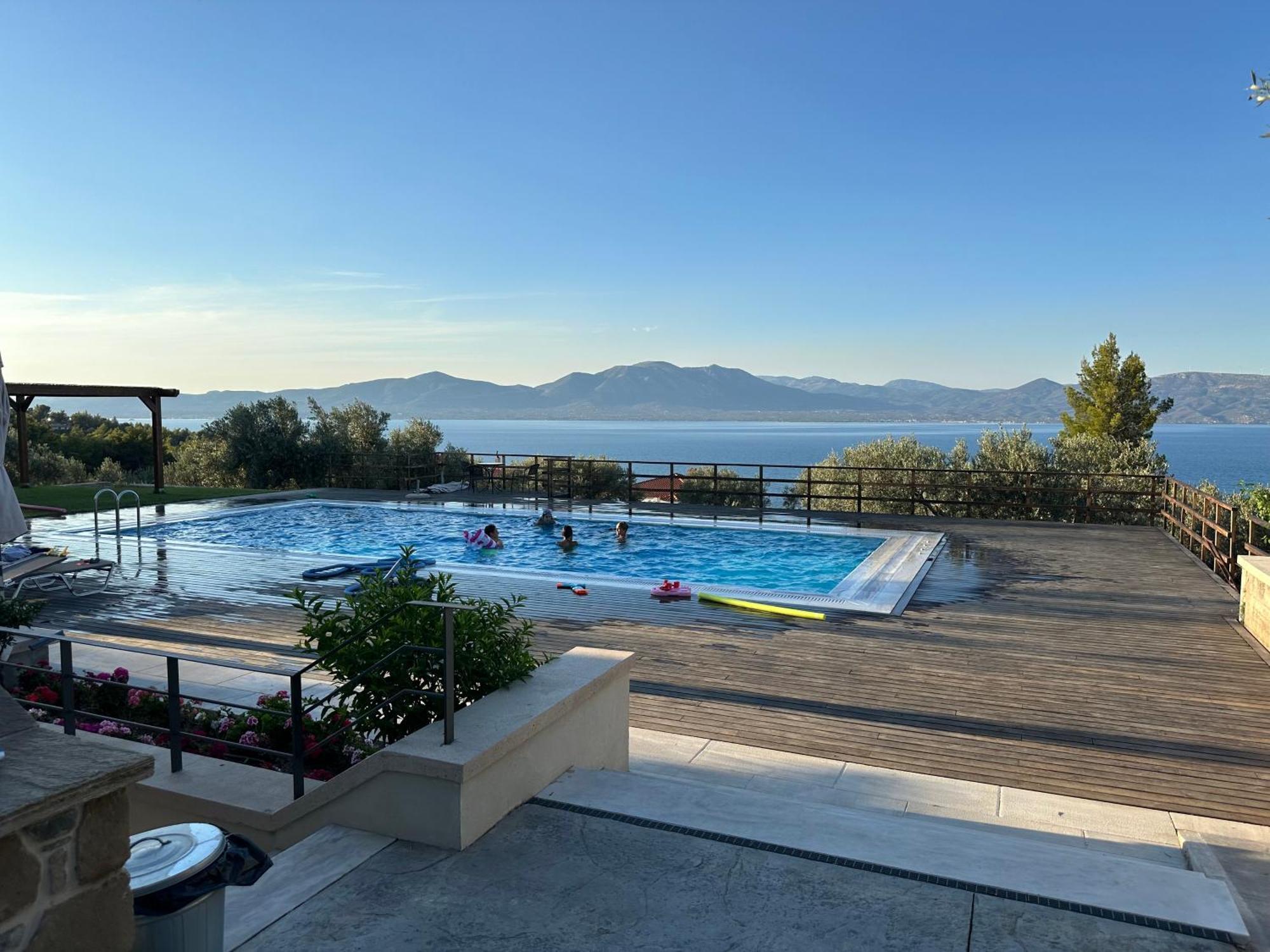 Villa Kalamos / Sea View And Pool Nearby Athens Екстер'єр фото
